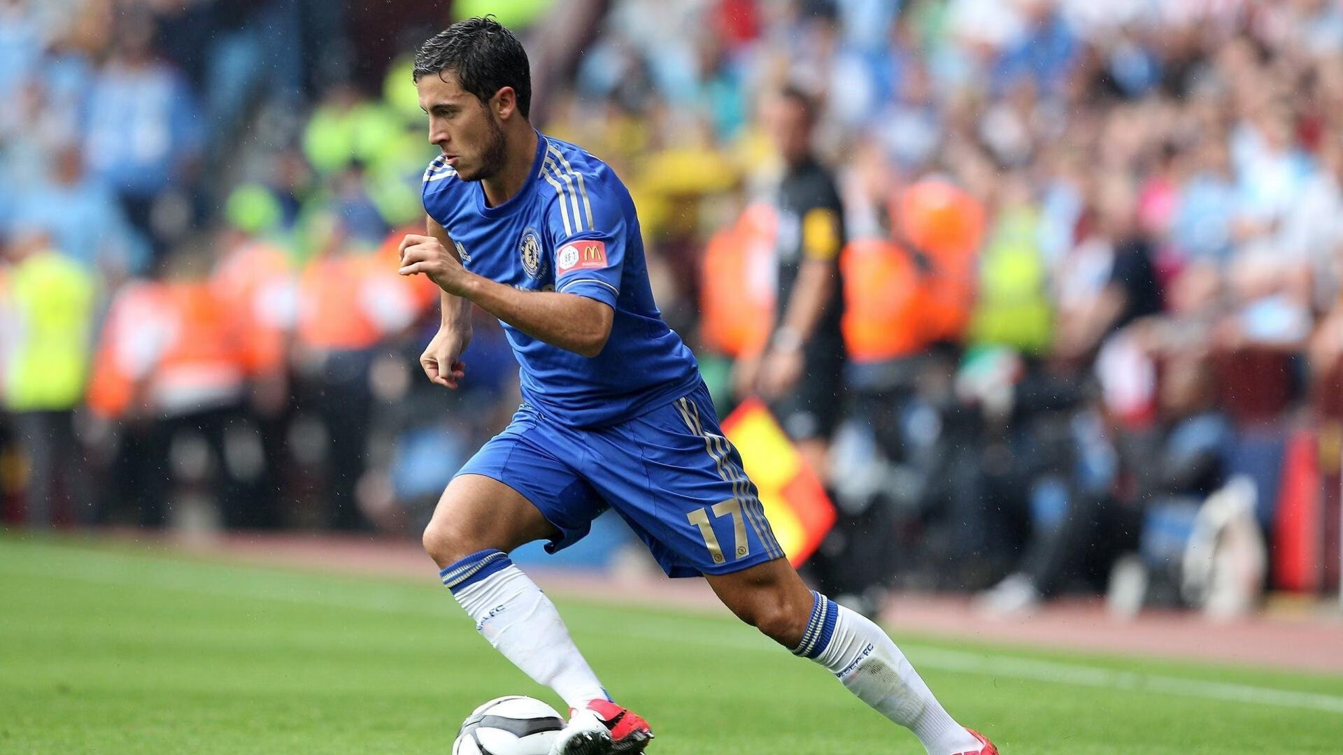 关键时刻：激动人心的比赛高潮瞬间，形容比赛到了高潮的成语